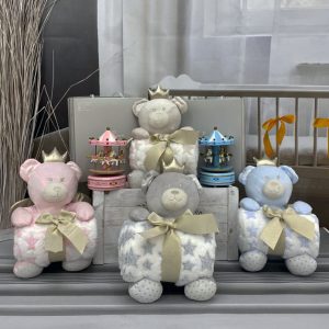 Regalo nascita con Plaid, Doudou e sonaglino Nazareno Gabrielli